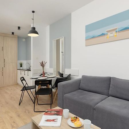 Wola Pet-Friendly Apartments With Ac Slawinska By Noclegi Renters Warschau Buitenkant foto