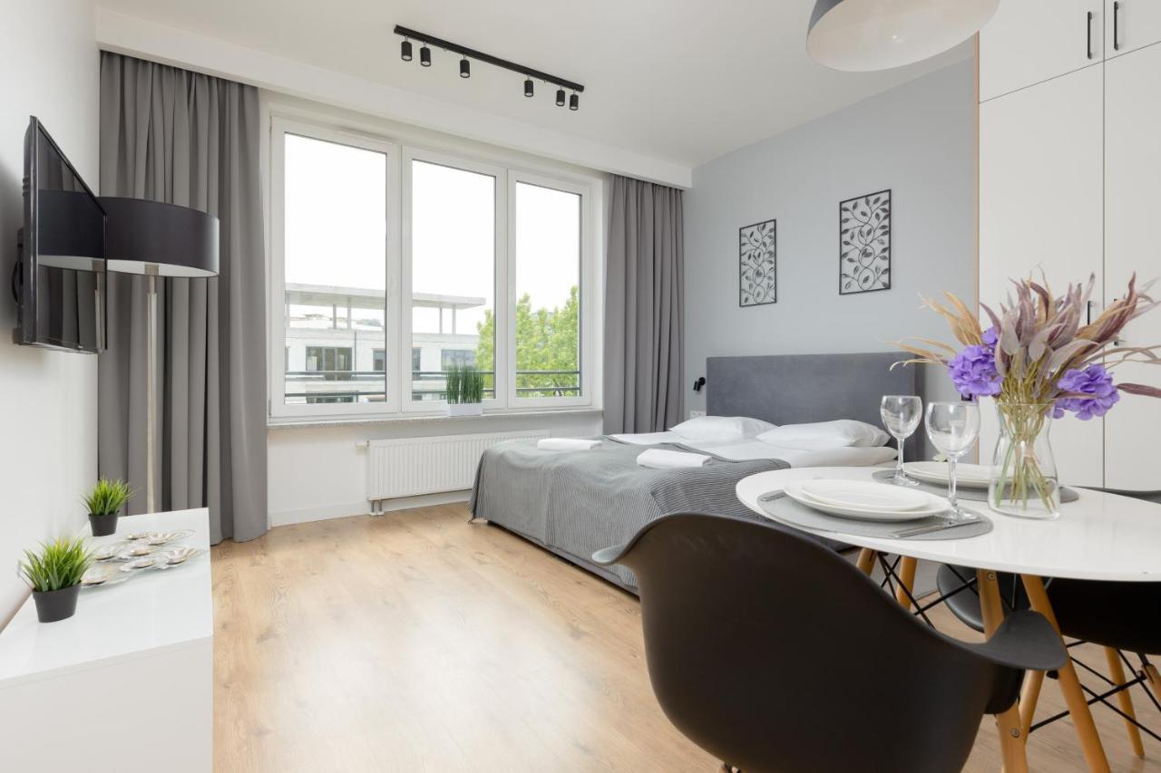 Wola Pet-Friendly Apartments With Ac Slawinska By Noclegi Renters Warschau Buitenkant foto