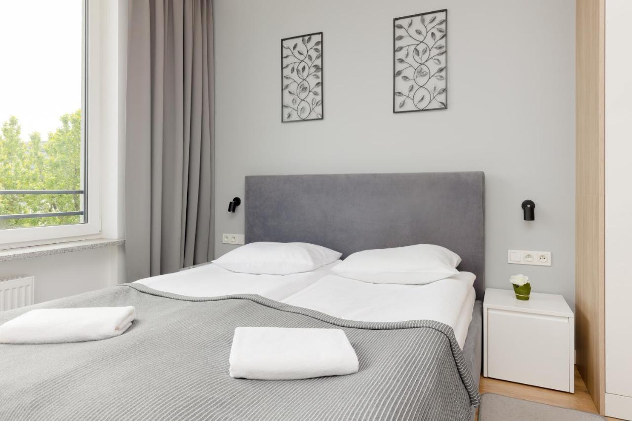 Wola Pet-Friendly Apartments With Ac Slawinska By Noclegi Renters Warschau Buitenkant foto