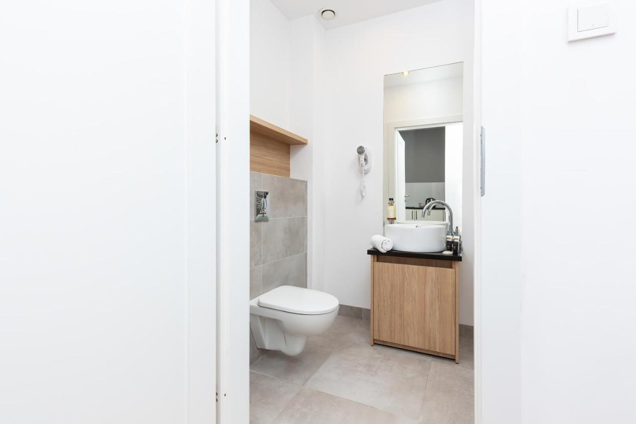 Wola Pet-Friendly Apartments With Ac Slawinska By Noclegi Renters Warschau Buitenkant foto